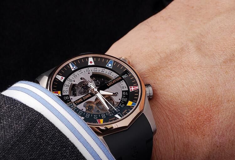 corum-worldtimer-wrist