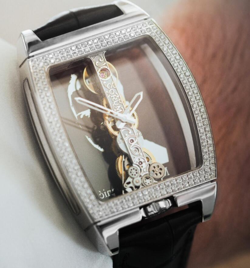 Hot-selling duplication watch maintains luxury with white gold.